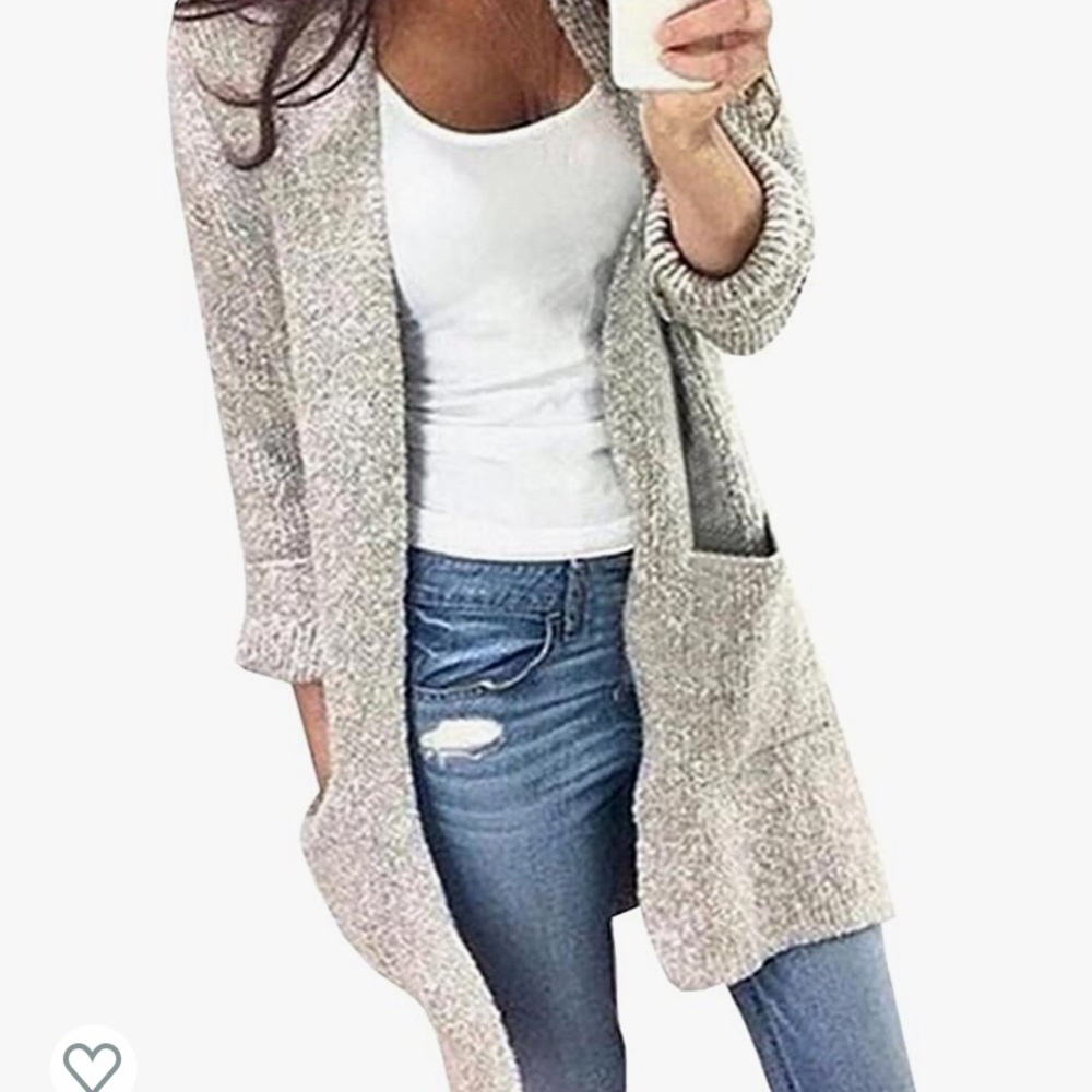 Women’s baggy open grey sweater